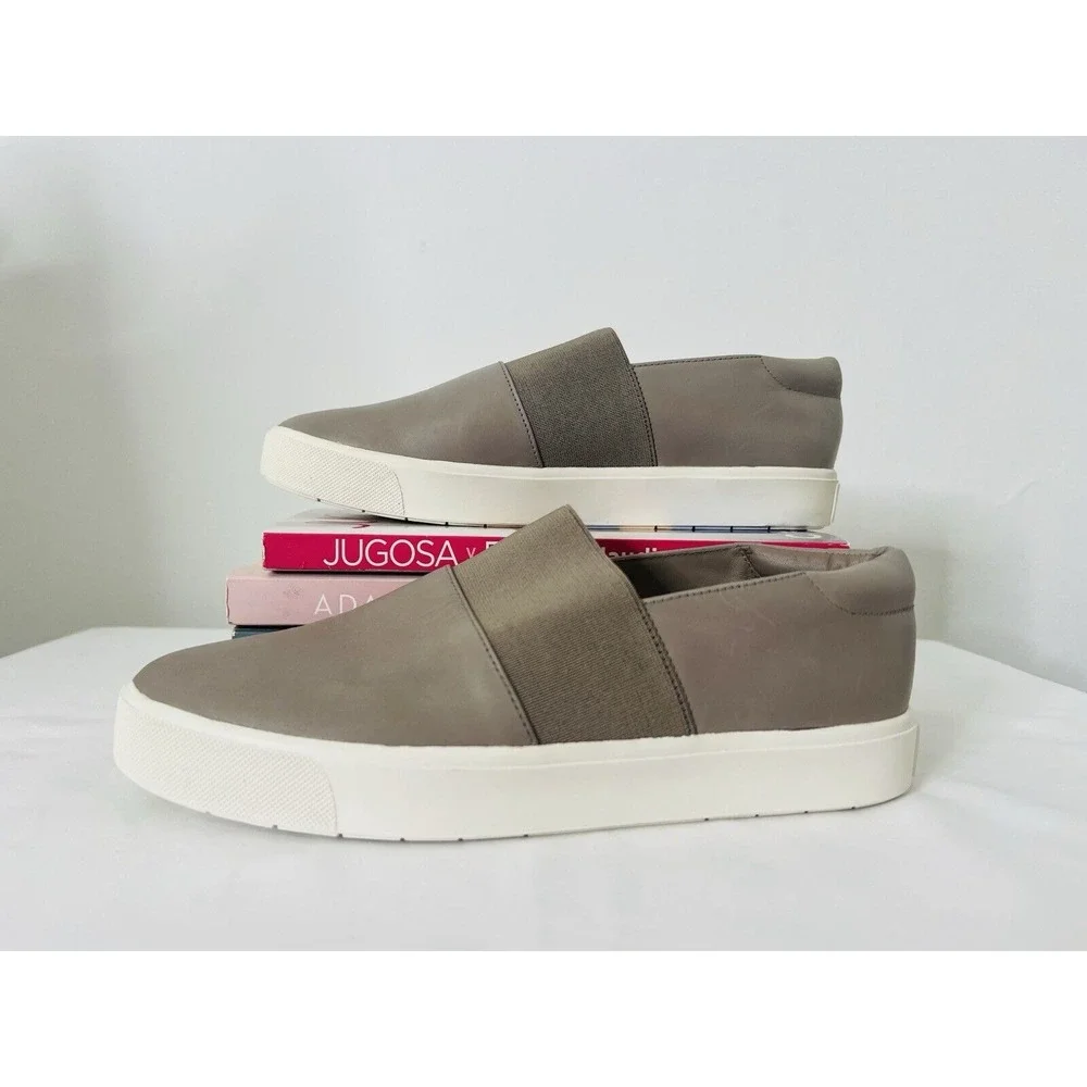 Vince. Corbin Women's‎ Taupe Leather Slip-On Sneaker Shoes Flats Loafers Size 6M